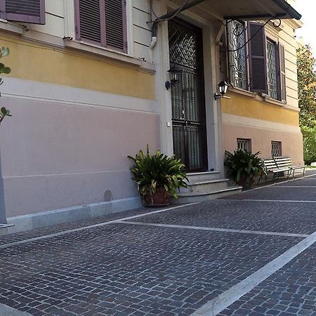 Roma Room Hotel エクステリア 写真