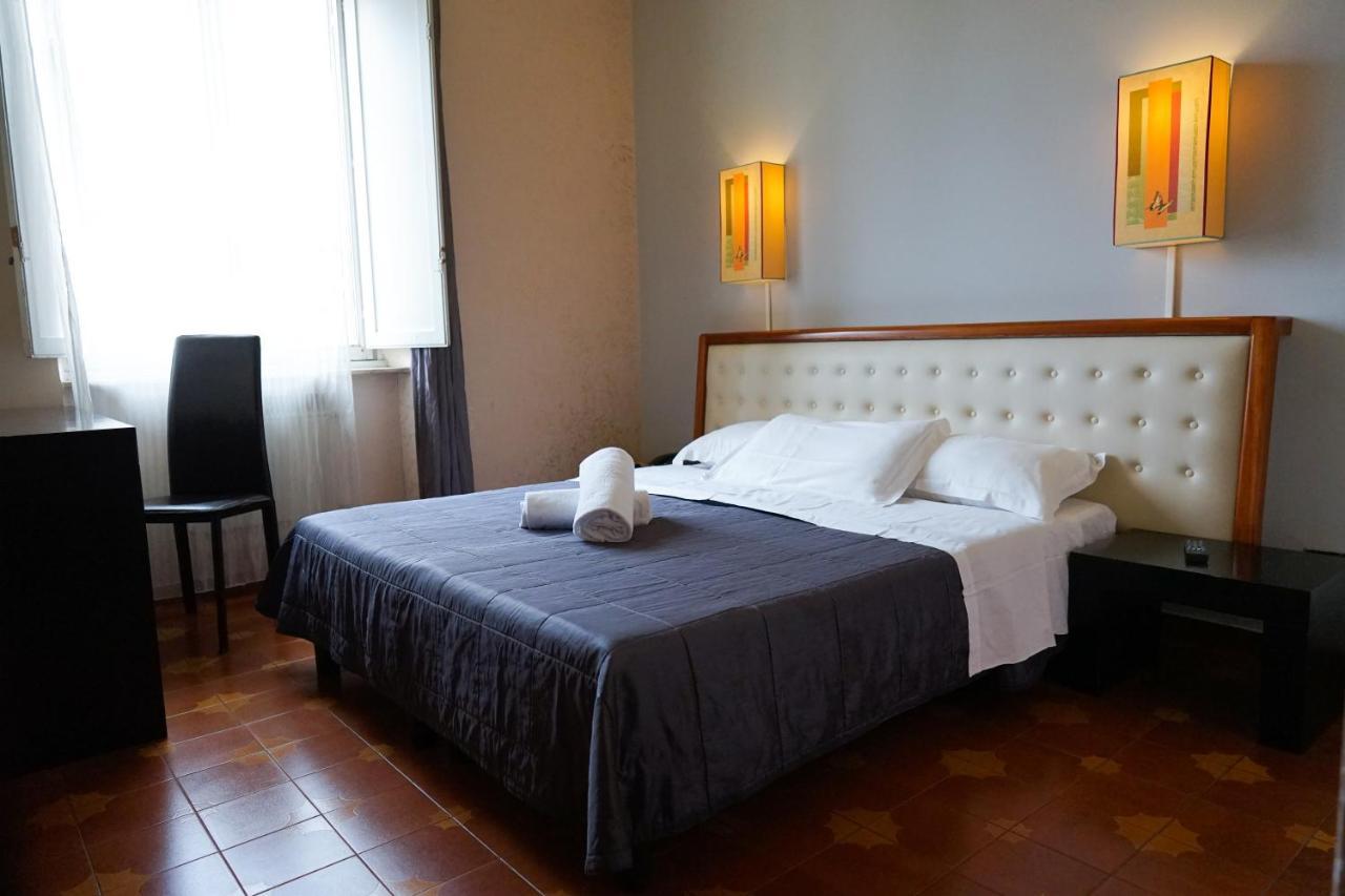Roma Room Hotel エクステリア 写真