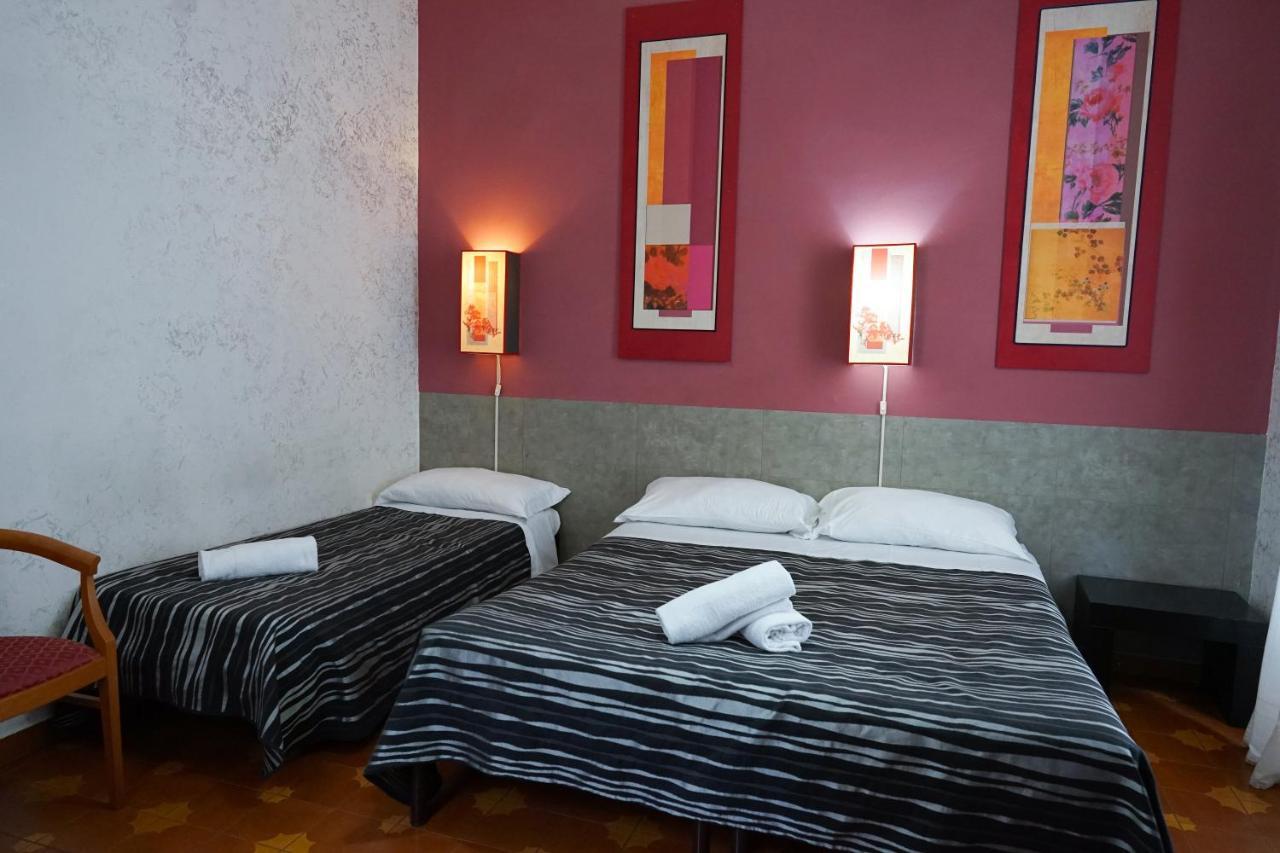 Roma Room Hotel エクステリア 写真